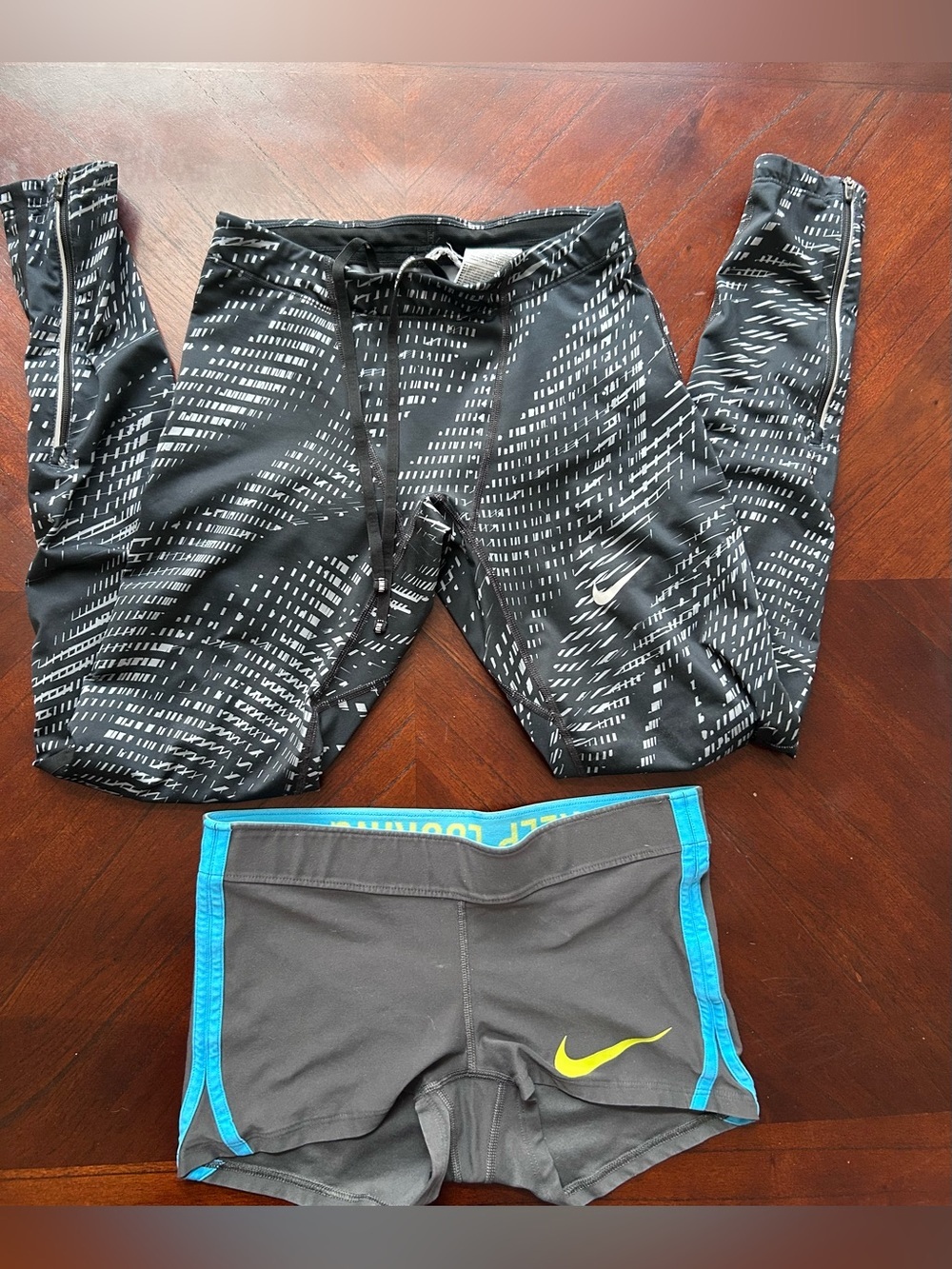 Nike Black Patterned leggings and Gray Swim Shorts with Blue Trim set size S